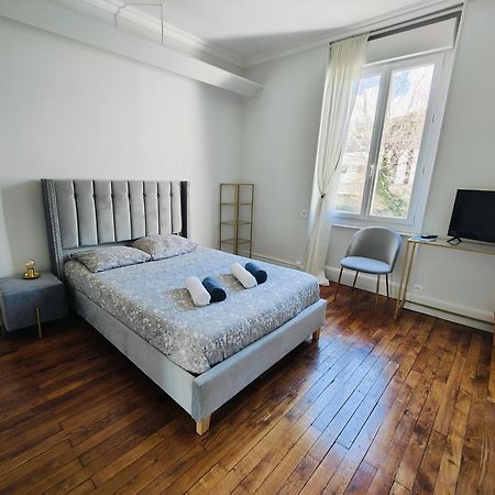 Self-Checkin Town House - Rooms To Rent In A Beautiful Modern Town House - Not A Hotel - Location De Chambres Avec Arrivee En Autonomie - Extra Fee For Sheets And Towels - Private Parking - Check Your Plateform Inbox And Follow Check-In Instructions Saint-Romain-en-Gal ภายนอก รูปภาพ
