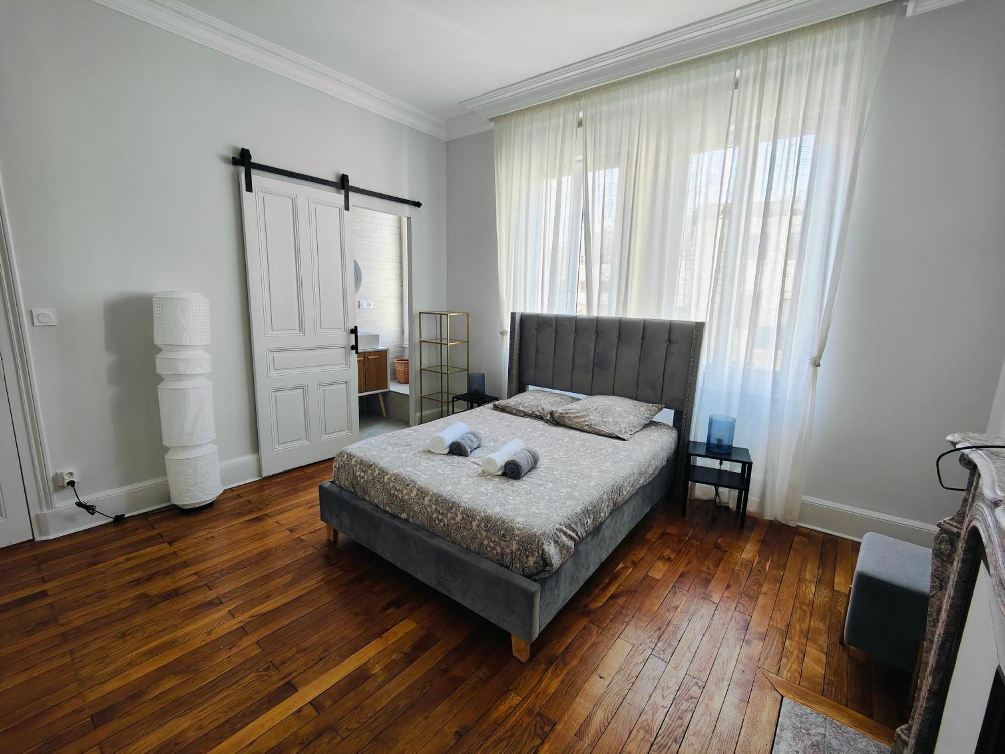 Self-Checkin Town House - Rooms To Rent In A Beautiful Modern Town House - Not A Hotel - Location De Chambres Avec Arrivee En Autonomie - Extra Fee For Sheets And Towels - Private Parking - Check Your Plateform Inbox And Follow Check-In Instructions Saint-Romain-en-Gal ภายนอก รูปภาพ